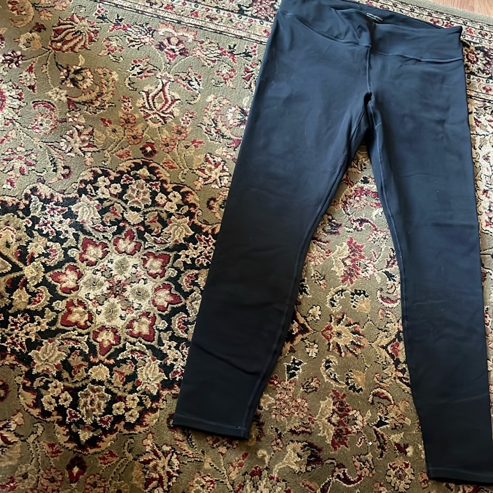 Brand- Fabletics size-Large color- Black workout leggings